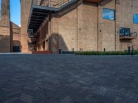 Urban Courtyard with Warehouse and Office Building in Berlin