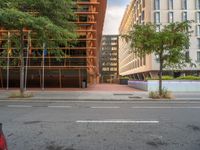 Urban Design and Architecture in Barcelona: Embodying City Life