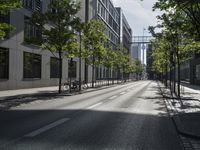 Urban Design in Berlin: Office Buildings and City Life