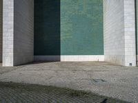 Urban Design in Lisbon: A Plaza with Open Space