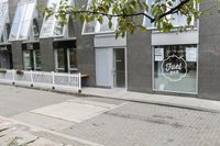 Urban Design in Toronto: Storefronts on Elevated Walkways