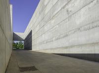 Urban Design in Zaragoza: The Concrete Streets