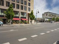 Urban Lane in Berlin: Architecture and Restaurant