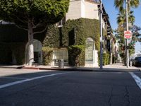 Exploring Los Angeles: An Urban Roadway Experience