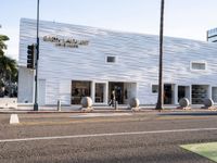 Urban Roads of Los Angeles: Shopping and Architecture
