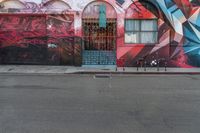 Urban Street Art in Los Angeles: Graffiti Mural