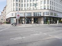 Urban Transport in Berlin's Business District