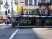 Urban Vibes: Storefronts in Los Angeles