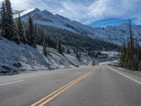 USA's Scenic Road in Colorado: Immersed in Nature's Beauty