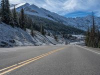 USA's Scenic Road in Colorado: Immersed in Nature's Beauty