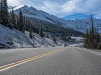 USA's Scenic Road in Colorado: Immersed in Nature's Beauty