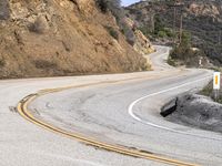 USA Desert Landscape: A Drive Through Majestic Mountains