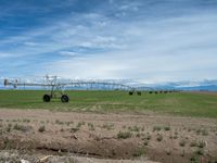 USA's Dirt and Gravel Street: A Glimpse of Rural Landscape