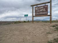 USA's Dirt Road: Embracing Nature with Gravel and Sand Streets