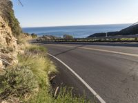 USA Highway: Smooth Asphalt and Clear Skies