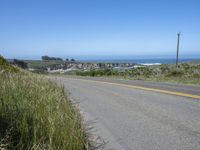 USA Highway along the Ocean Shoreline: Stunning Coastal Landscape