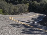 USA Highway Road: California Mountain Landscape