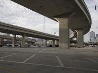 USA's Illinois Metropolis: The City of Concrete Bridges