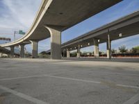 USA's Illinois Metropolis: The City of Concrete Bridges