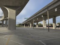 USA's Illinois Metropolis: The City of Concrete Bridges