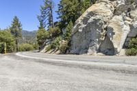 USA Mountain Pass: A Road Adventure on Asphalt