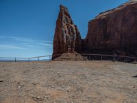 USA's Natural Landscape: Utah's Gravel Roads