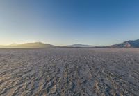 USA's Nature: Salt Lake Desert and Mountains