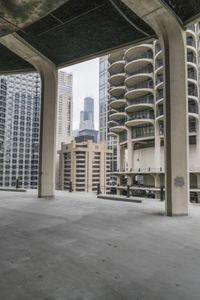 USA: Exploring High-Rise Buildings and Parking Garages