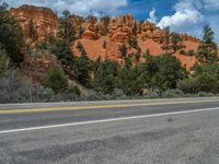 USA's Red Rock Landscape: A Stunning View with Clouds