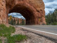 USA's Red Rock Mountains: A Majestic Landscape