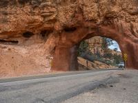 USA Road: Travel Through the Stunning Landscape of Utah