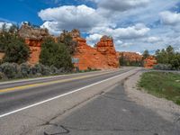 USA Road Trip: Scenic Byway through Utah's Beautiful Landscapes