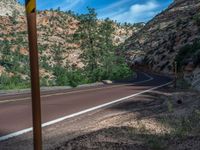 USA Road Trip: Clouds and Mountains in Zion National Park