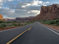 USA Road: Winding Through the Spectacular Utah Landscape