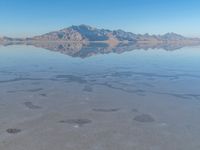 USA Salt Lake Landscape: Desert Mountains Scenery