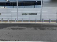 USA: Urban Architecture with Steel Building