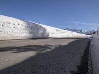 USA Winter Landscape: Highland Mountain Range with Glacial Peaks