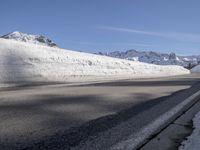 USA Winter Landscape: Highland Mountain Range with Glacial Peaks