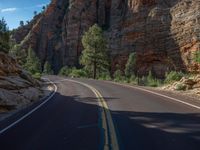 USA's Zion National Park: A Straight Road Through Scenic Beauty