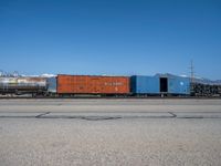 Utah Asphalt Road: A Stunning Profile Shot