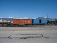 Utah Asphalt Road: A Stunning Profile Shot