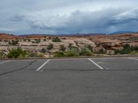 Utah Canyon: Straight Road and Asphalt Surface