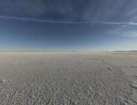 Utah Desert at Dawn: A Majestic Mountain Landscape