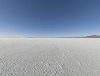 Utah Desert Landscape: Majestic Mountains and Clouds