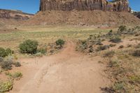 Utah Desert Landscape: Nature's Clear Sky 005