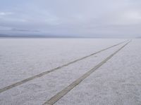 Utah Desert Landscape: Open Space and Serenity
