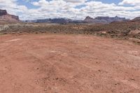 Utah Desert Landscape: Red Rocks and Open Spaces