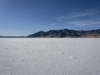 Utah Desert: A Majestic Mountain Range