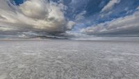 Utah Desert Mountains: Sun Visible in the Landscape