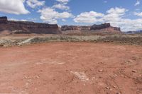 Utah Desert: Red Rock Mountains